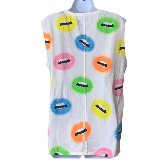 CHASER Neon Lips Tee White Sleeveless Hi-Lo - Picture 4 of 10